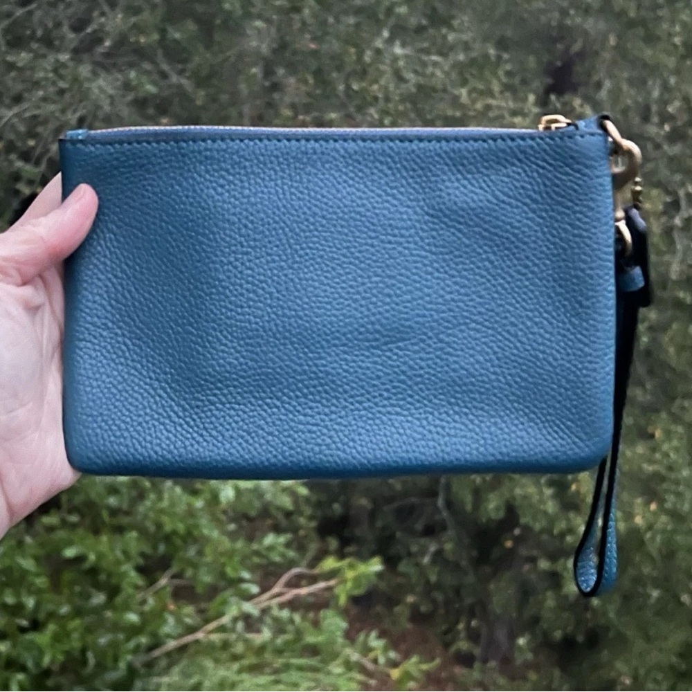 COACH Corner Zip Wristlet Wallet Deep Turquoise 22952 AUTHENTIC NWT - Picture 2 of 5